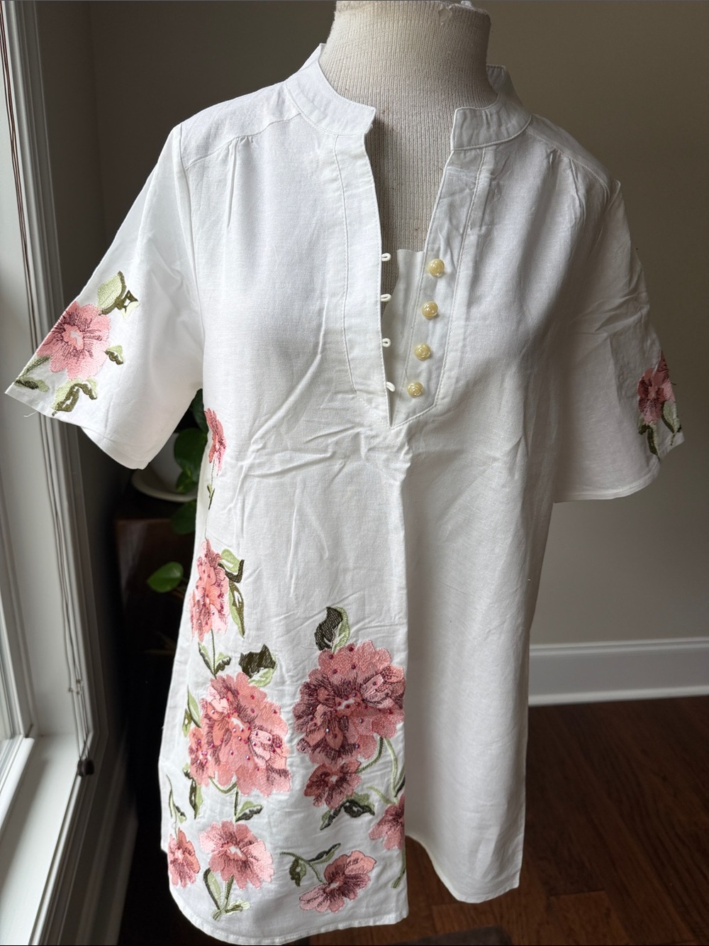 Women's White Floral Embroidered Tunic with Pink Accents